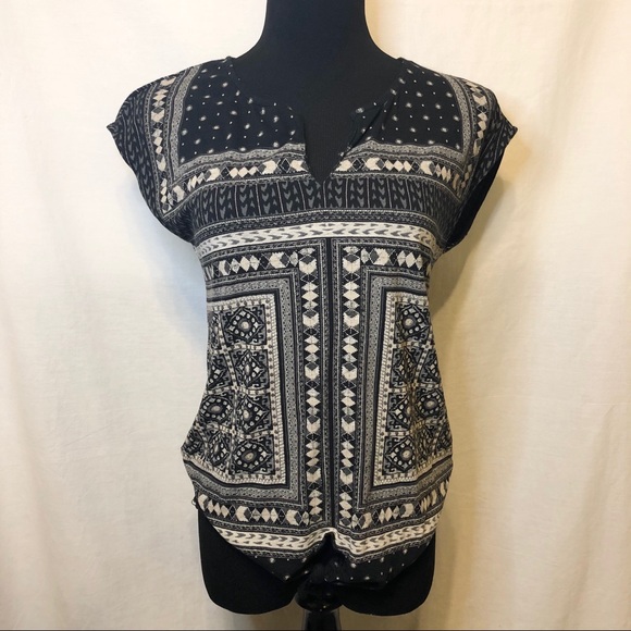 Lucky Brand Tops - Lucky Brand Boho Tie Front Blouse - Size S